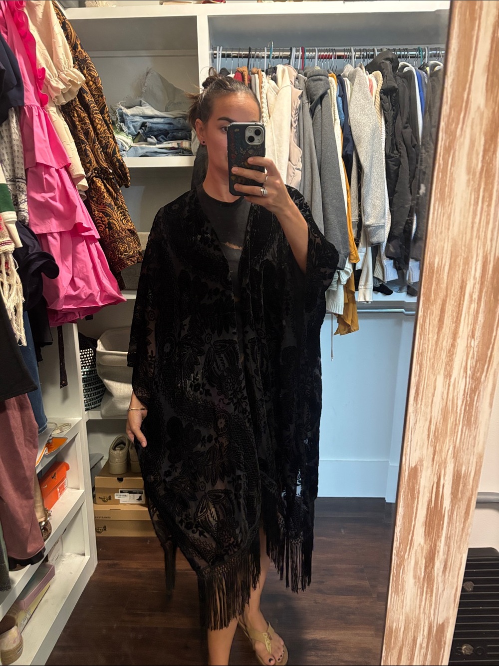 Black Velvet Burnout Fringed Kimono - Picture 5 of 7